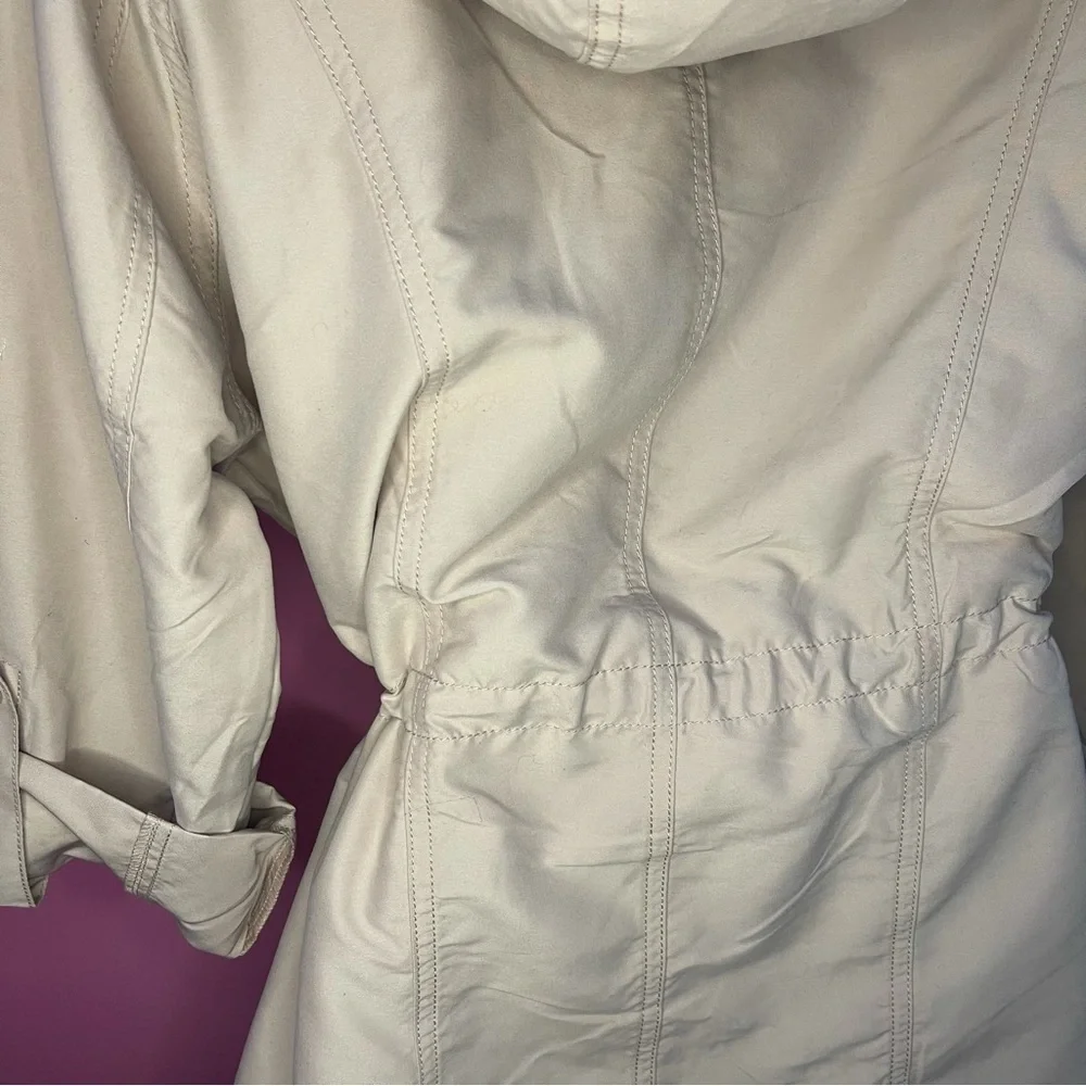 Lightweight Hooded Zip-Up Jacket - Mauve - Size Large - Picture 10 of 12